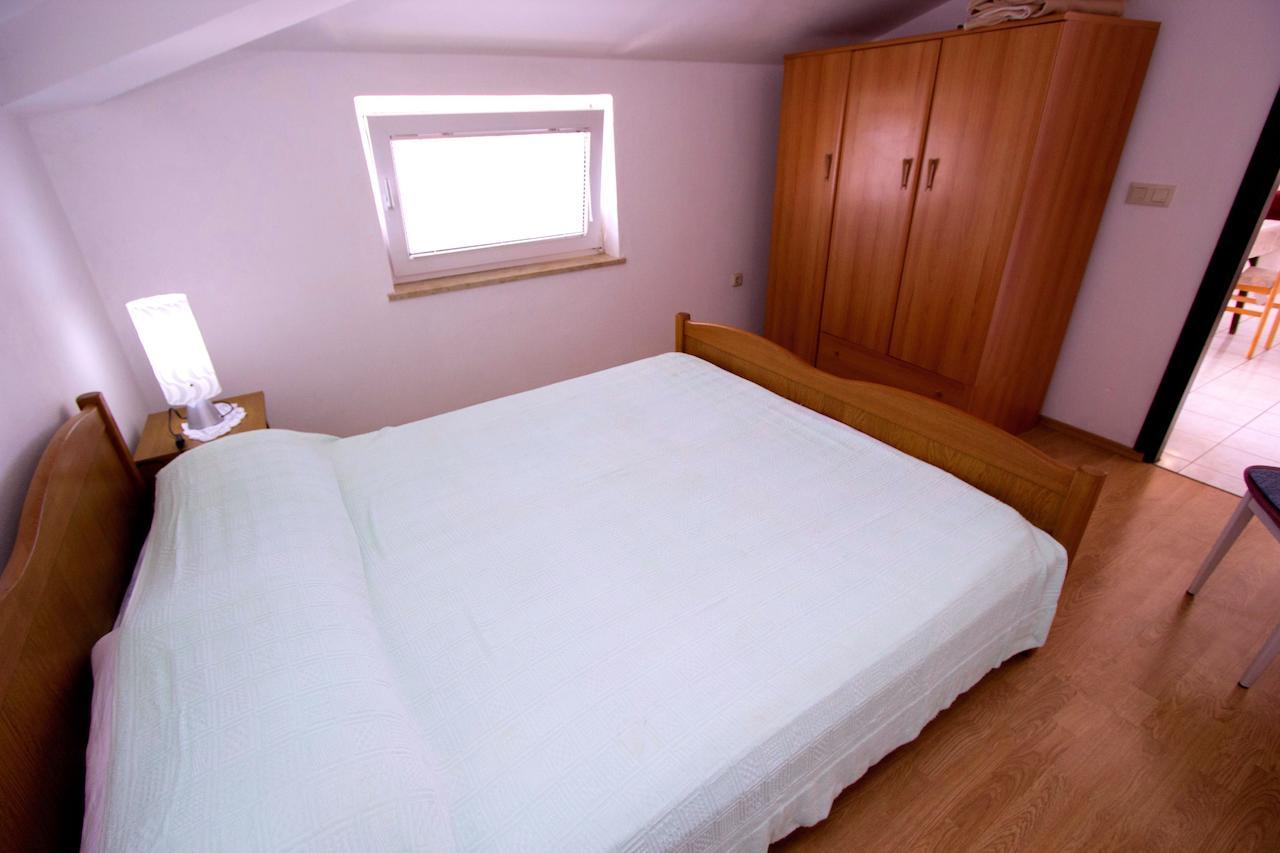 Tin Apartment