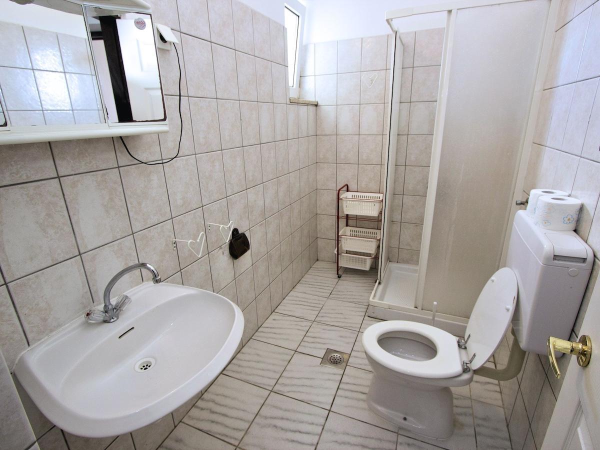 Tin Apartment